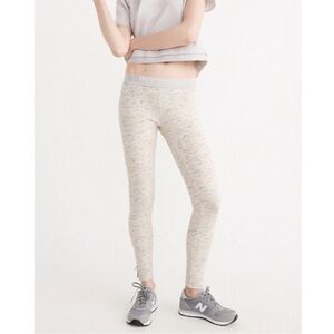 Abercrombie & Fitch Active Fleece Leggings SpellOut Gray Zipper Ankle Size L NWT
